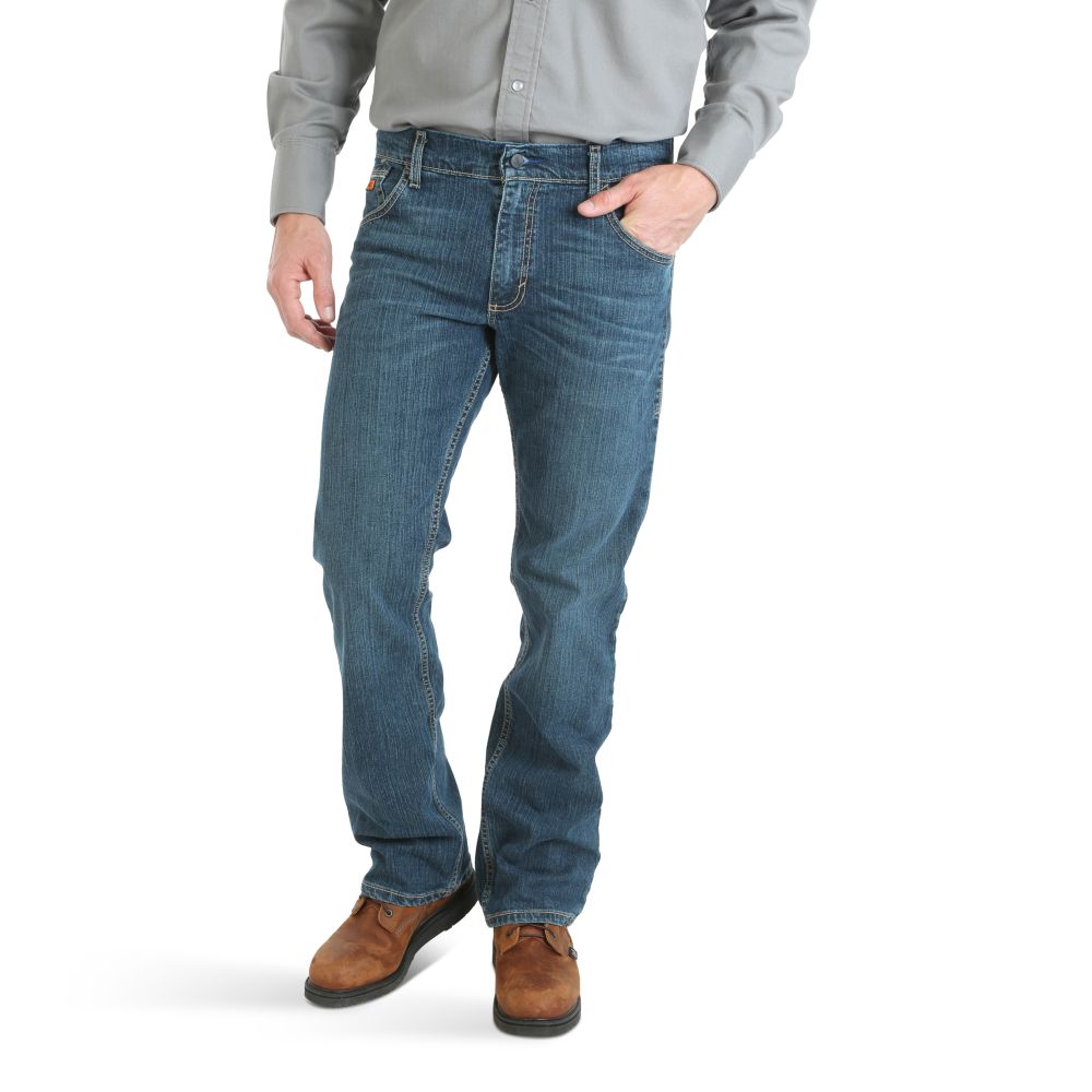 wrangler men's advanced comfort relaxed fit jeans